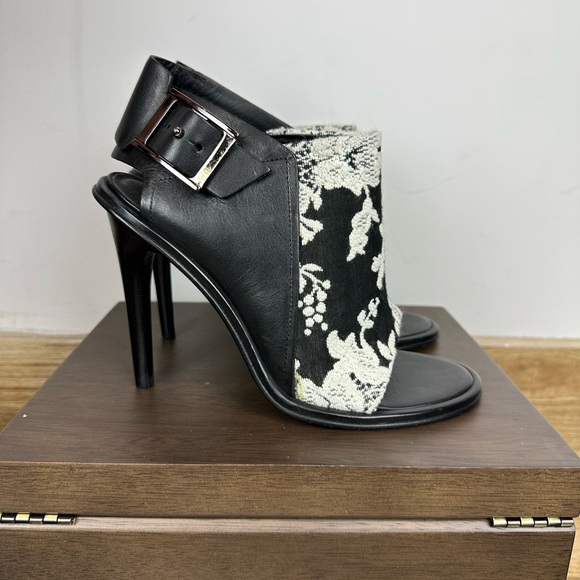 Tibi buckle heel - Picture 1 of 8